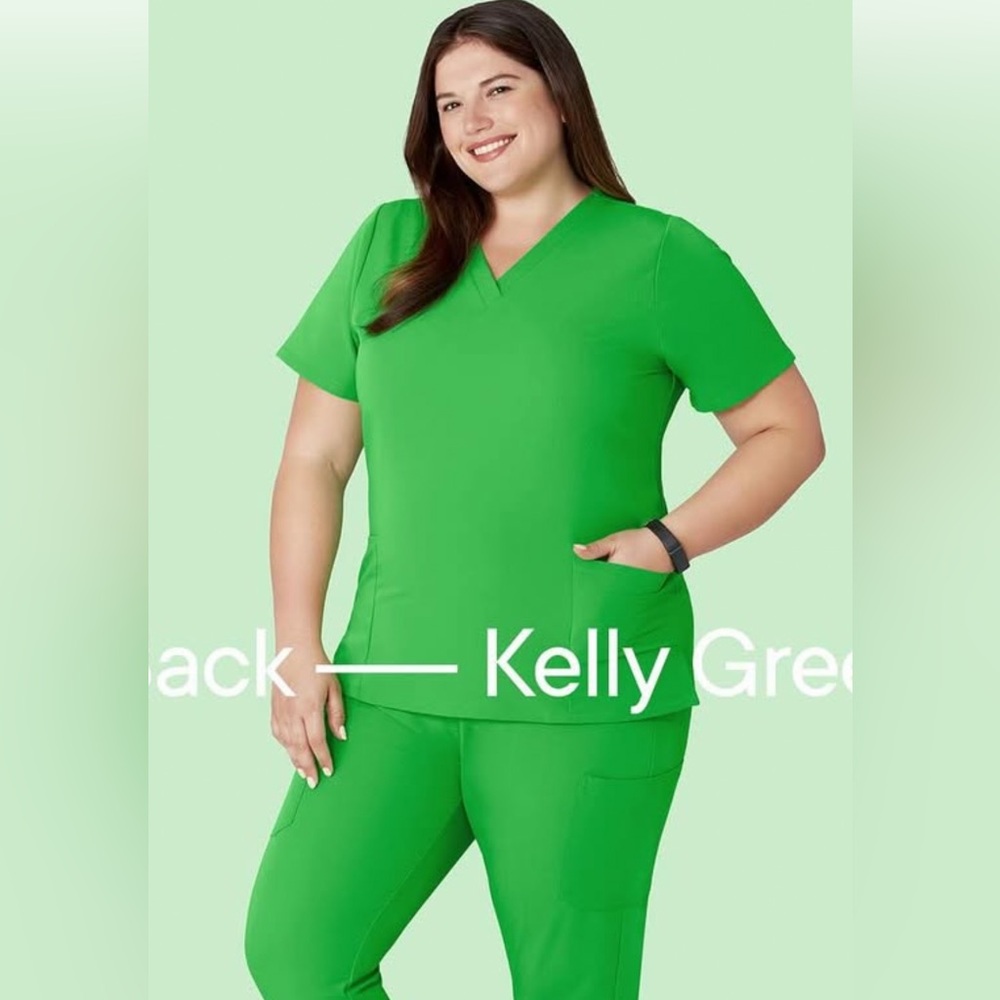 Mandala Women’s 6-pocket Top. Size L.